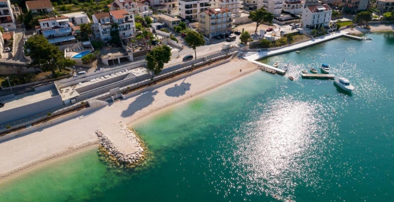 Apartman Mikola With Sea View トロギール エクステリア 写真
